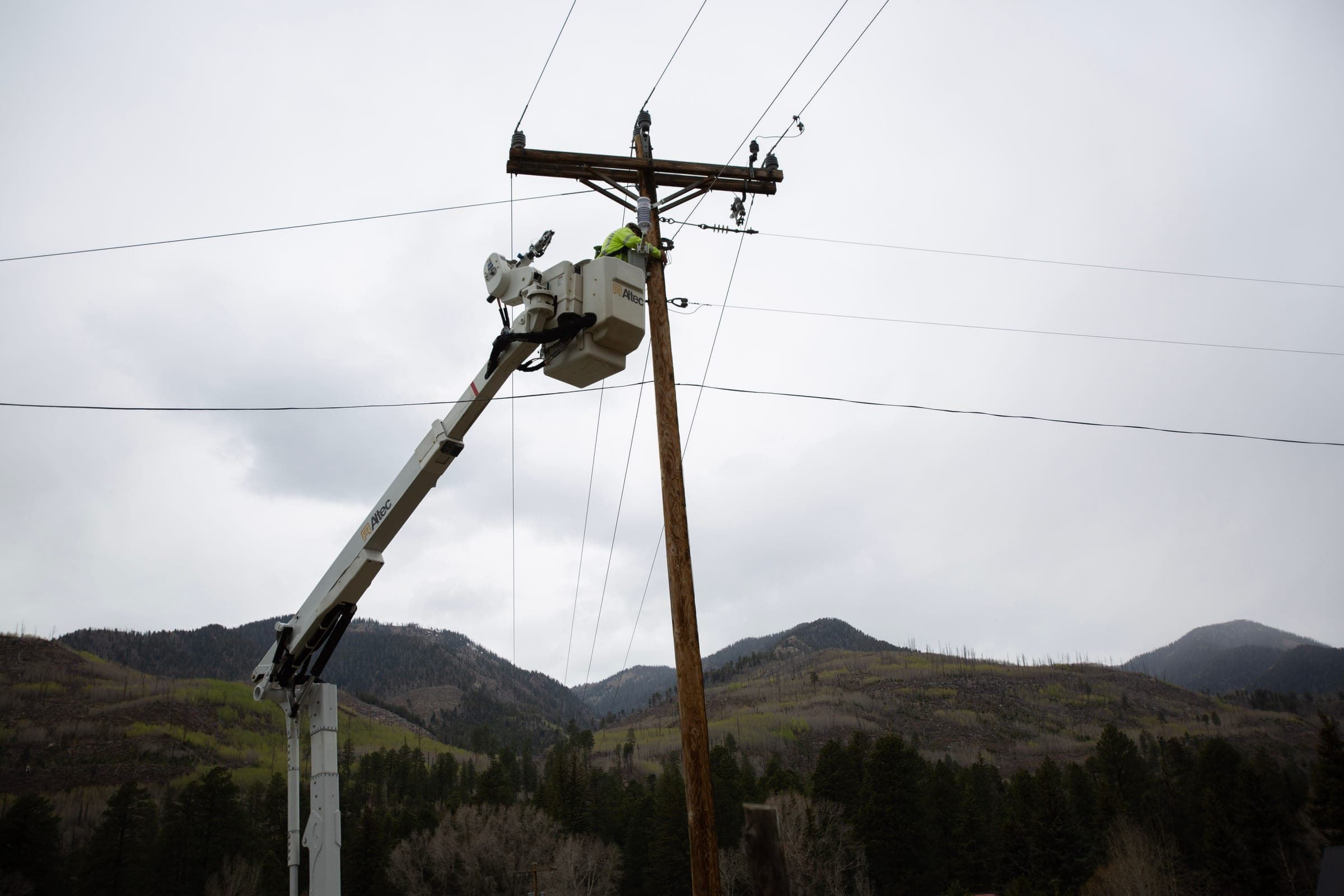 Distribution line · La Plata Electric territory